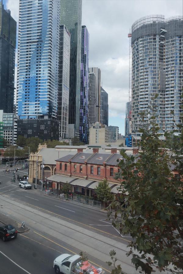 Carrichostel Melbourne Exteriör bild