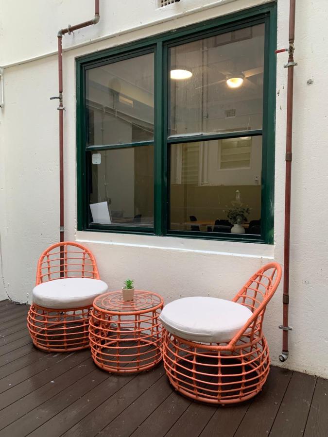 Carrichostel Melbourne Exteriör bild
